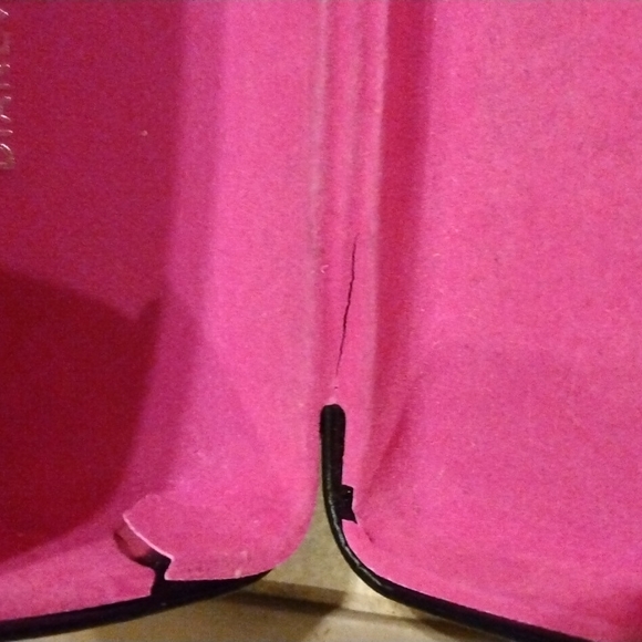 Diane VonFurstenberg Glass case - Picture 8 of 13